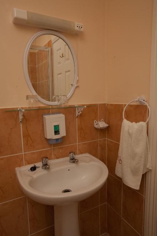 Brassil Bed And Breakfast Ballyheigue Room photo